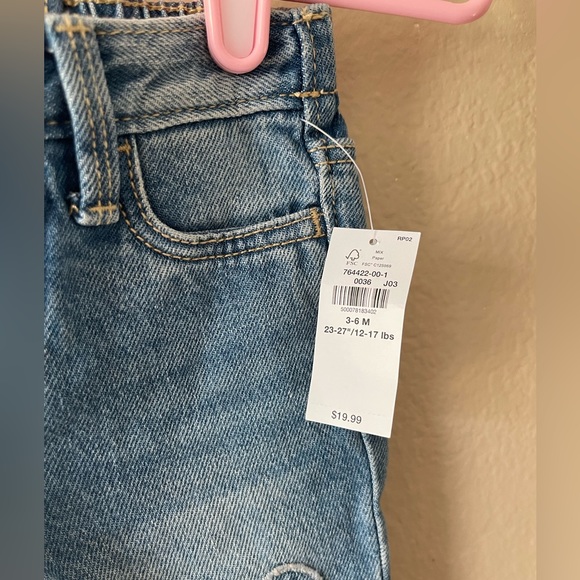 👶🏽 Old Navy Denim Jeans - Picture 3 of 3